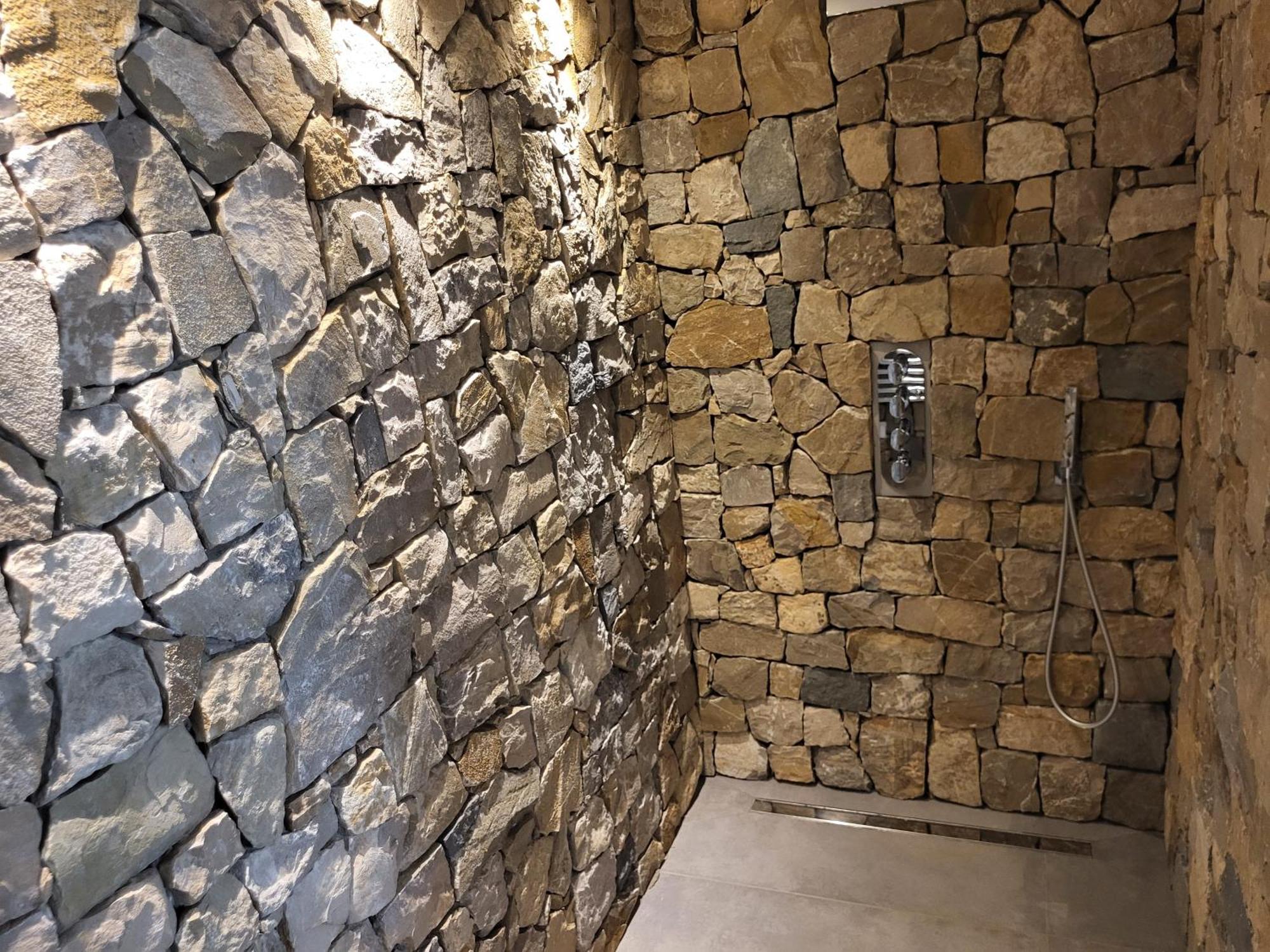 Attilio High Living Suites - Adults Only Torri Del Benaco Zimmer foto